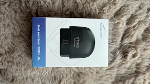 Verkaufe einen XTOOL Advancer AD20 Smart OBDII Dongle zur Fahrzeugdiagnose über Smartphone.