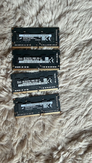 4x 4 GB DDR4 SO-DIMM Arbeitsspeicher   insgesamt 16 GB
