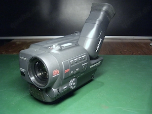 Kleiner Samsung Video 8 Camcorder VP-A12 mit Videograbber