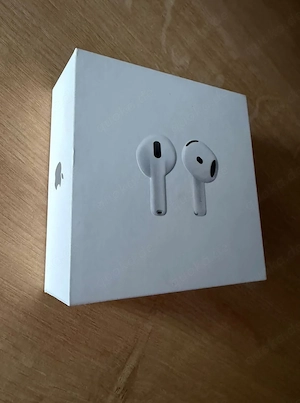 Apple Air Pods 4