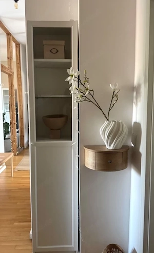 2 Ikea Billy Bücherregale mit Oxberg Türen