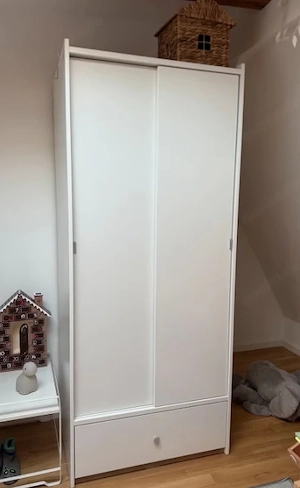 Kleiderschrank Ikea Bruksvara mit Kleiderstange