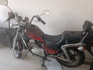 Hyosung Cruise 125 an Bastler zu verkaufen