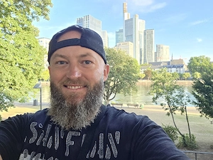 M 44 besuchbar leckt dich bis du kommst egal welche Nation du hast ohne Gegenleistung