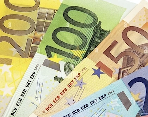 Biete 1000 monatlich für regelmäßige Treffen