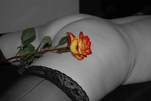 Intensive Anal-Behandlung (Er sucht Sie)
