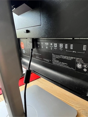 Dell UltraSharp U3415W 34 Zoll Bild 4