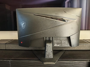 MSI Gaming-Monitor MAG 244C Bild 2