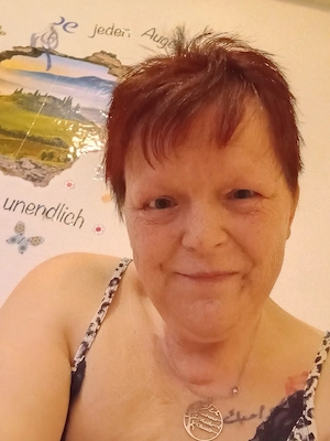 sie sucht ihn 