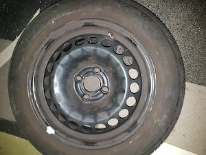 Auto reifen mit Stahl Felgen Tel 017676203480