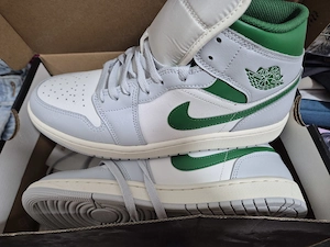 Nike Air Jordan 1 Mid