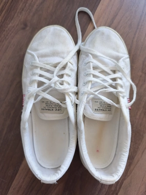 Riechende Schuhe