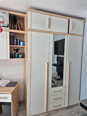 Jugendzimmer in Ahorn-Weiß