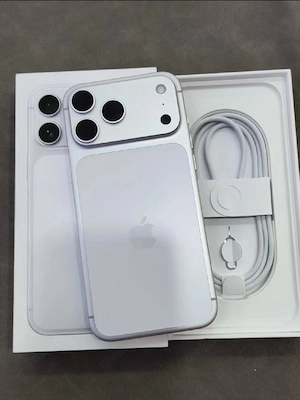 iPhone 17 pro max 51Go neu