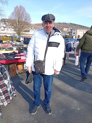 Freunde  und Freundin  gesucht
