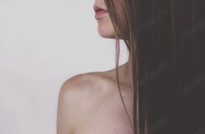 100 Euro für ein diskretes Erotik-Shooting Amateurmodel gesucht