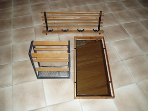 3-teiliges Garderobenset (Garderobe + Spiegel + Schirmständer) aus Echtholz und Metall