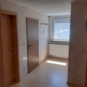 Möblierte 2-Zimmer-Wohnung mit Einbauküche, Garage, Garten zu vermieten Bild 7