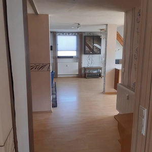 Möblierte 2-Zimmer-Wohnung mit Einbauküche, Garage, Garten zu vermieten Bild 10