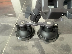 FANAUE  Handyhalterung mit Doppelsaugnapf   3-teilig, fast neu