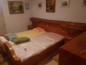 Schlafzimmer zu verschenken 