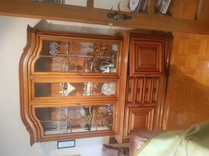 Vitrine zu verschenken 