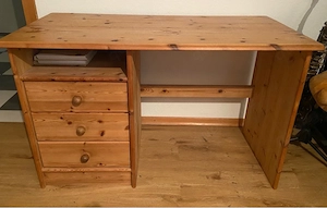 Jugendzimmer Schreibtisch