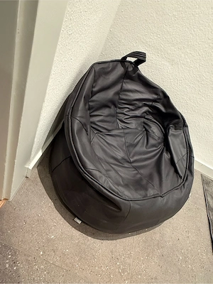 Sitzsack schwarz