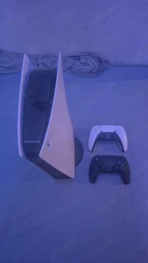 PlayStation 5 Konsole mit 2 Controllern + dazugehörige Kabeln