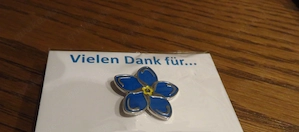 Pin, Anstecker zu verschenken