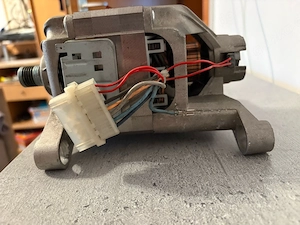 Haier Waschmaschinenmotor MCA 52 64-148  HI1 - 530W - voll funktionsfähig Bild 4