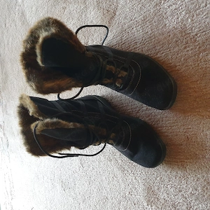 Gefütterter Damen Winterstiefel München von der Marke ara Größe 5 1 2 fünfeinhalb   Größe 38