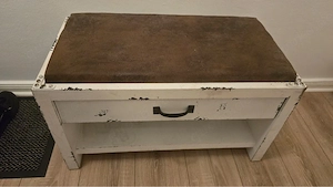 3-teilige Garderobe zum Schnäppchenpreis
