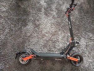 verkaufe E-Scooter Joyor s5 pro bis zu 35kmh 