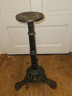 Antik! Massiver Bistro Tisch Ständer Gusseisen Gussgestell um 1900! Rarität!