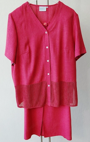 Damen-Kostüm rot, Größe 46, Marke "Barisal"