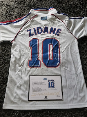 Zinedine Zidane Trikot Signiert