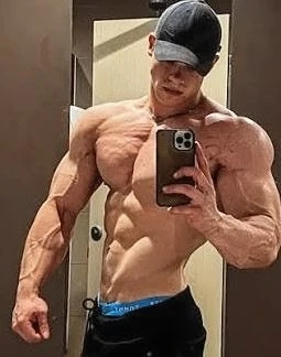 Bi Kerl mit 22x5 sucht Basecap Gymboys wie im Bild 
