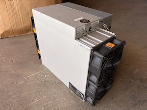 Gebrauchter Bitmain Antminer S21 Pro (234 TH s, 3510 W)   BTC-ASIC-Miner (15 J TH)