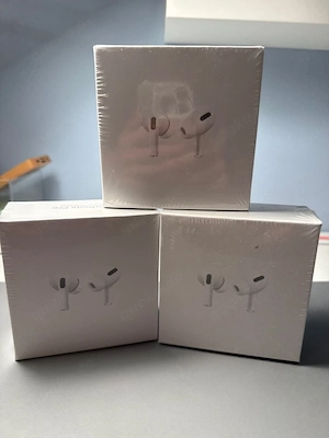 Apple AirPods Pro (1. Gen) mit Wireless Charging Case   Neu & OVP (3x vorhanden)