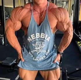 Suche Bodybuilder auf Tren wie im Bild.Bin passiv M 