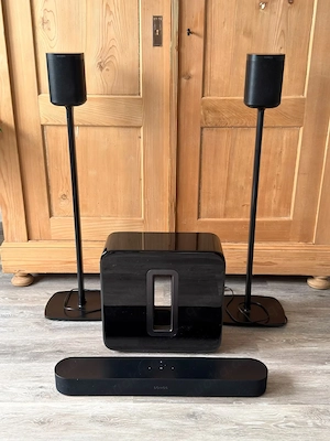 SONOS Heimkino Set - Beam + Sub + 2x One + Standfüße