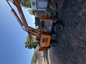 Mobilbagger Boki 45 50  mit Greifer