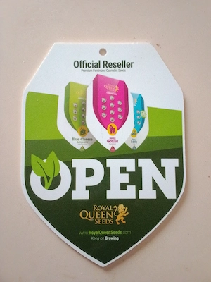 Plastik Schild neu 