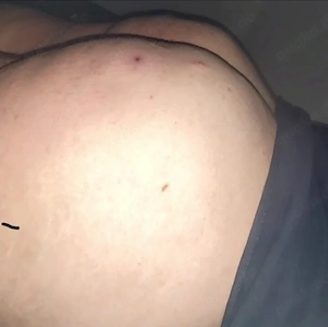F20 mit geilen Arsch Bilder Videos Videocalls