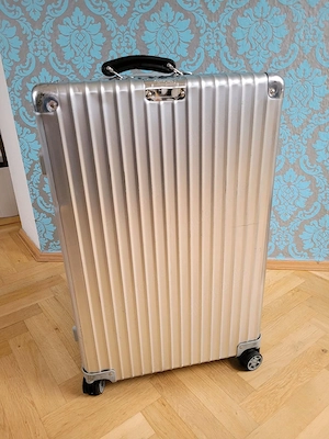 Rimowa Classic Flight