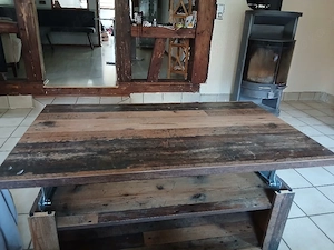 wohnzimmer  Tisch zu verschenken
