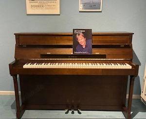 KAWAI Klavier CX-10