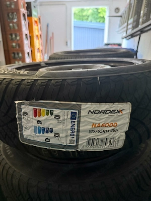 4 neue Allwetterreifen in der Größe 185 65 R15 88H