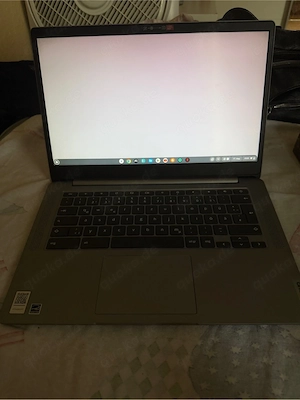 Lenovo IdeaPad 3 Chromebook 14" (64 GB   4 GB RAM)